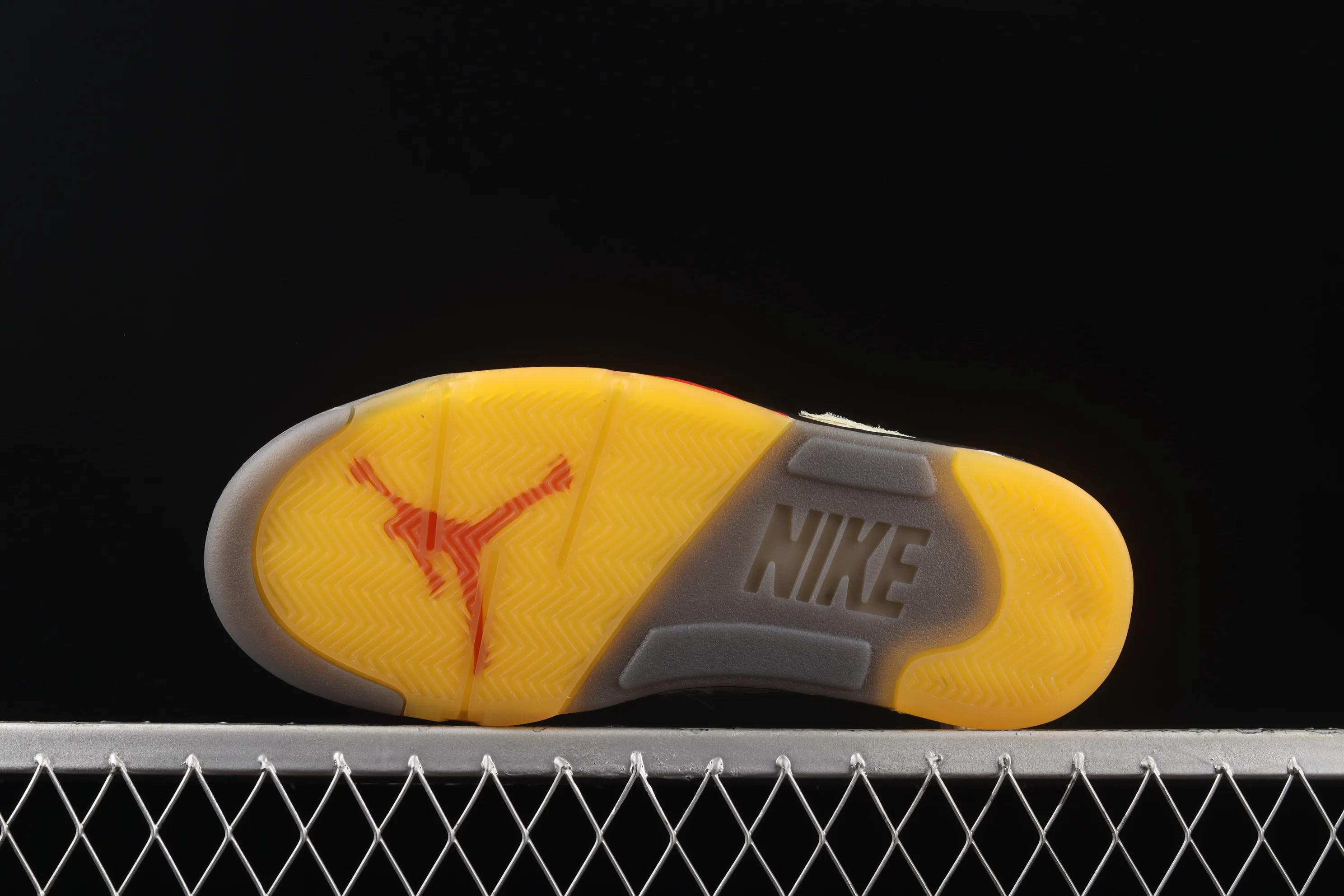 All categories Air Jordan Jordan series basketball shoes Air Jordan 5 G version OF x Air Jordan 5 AJ5 Qiao 5 Baifan Jin Chanyi DH8565-100